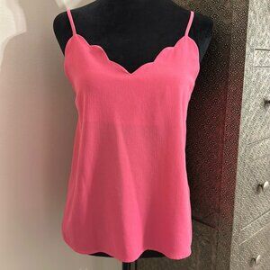 NWOT MONTEAU Scalloped Cami Top